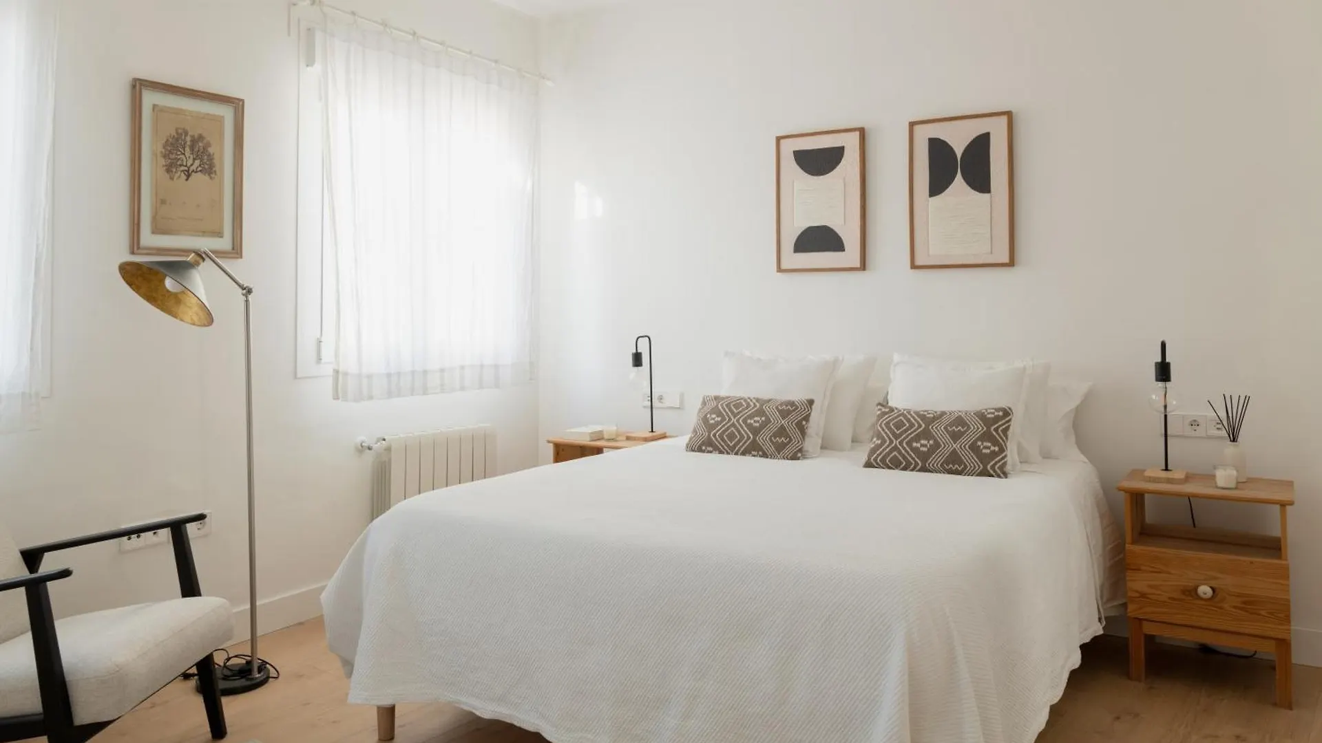 Luminoso Atico Con Terraza Privada Junto A La Catedral Apartment Seville Spain