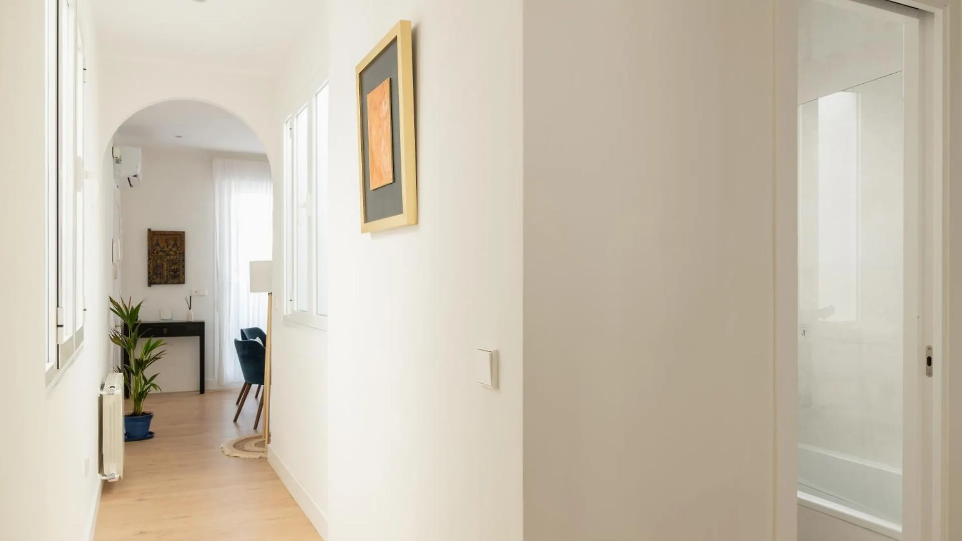 Luminoso Atico Con Terraza Privada Junto A La Catedral Apartment Seville
