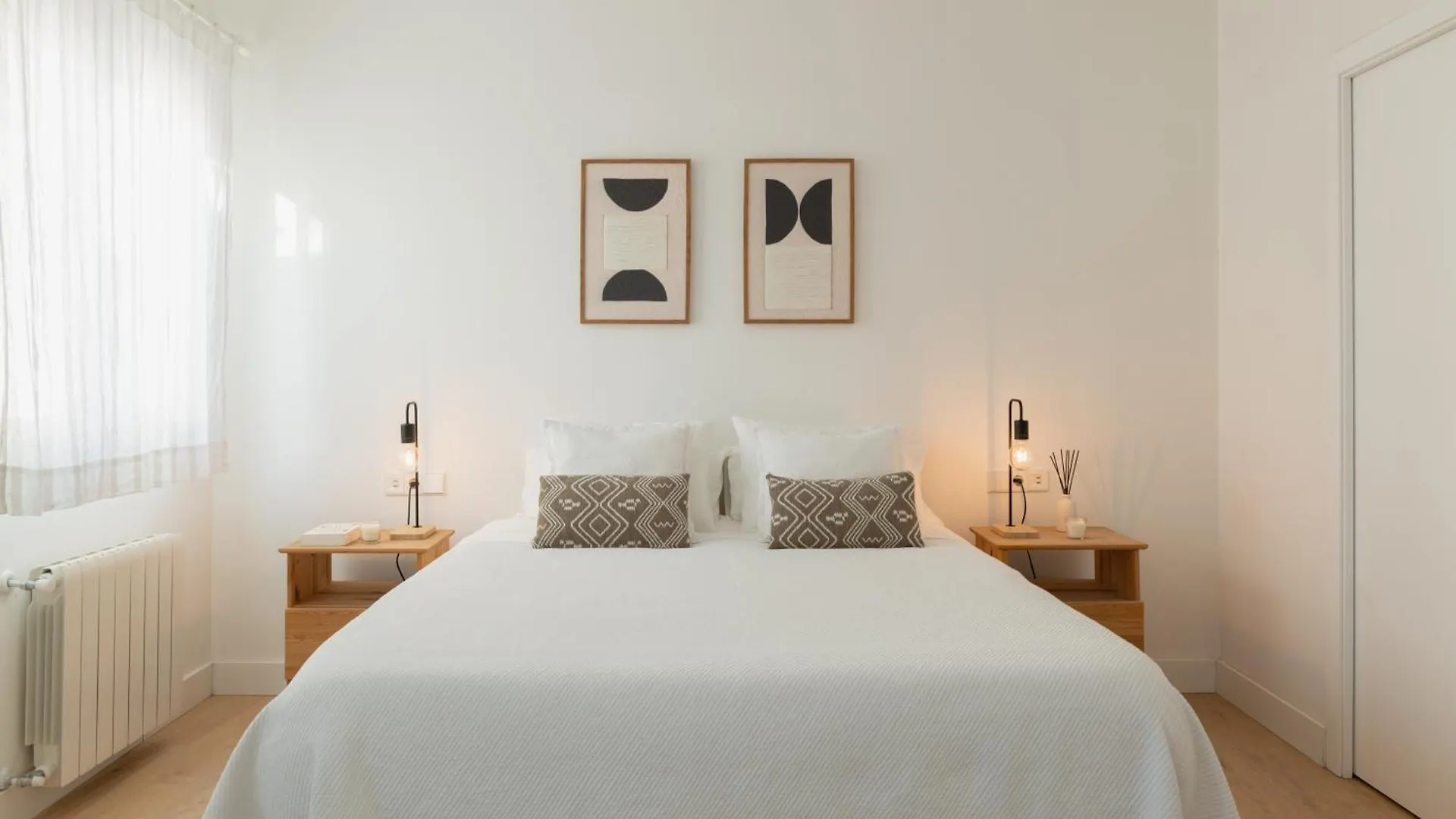Luminoso Atico Con Terraza Privada Junto A La Catedral Apartment Seville